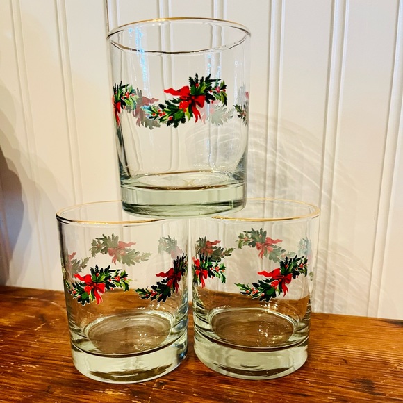 Vintage Pfaltzgraff Christmas Heritage Rocks Glasses Retired - Picture 2 of 3